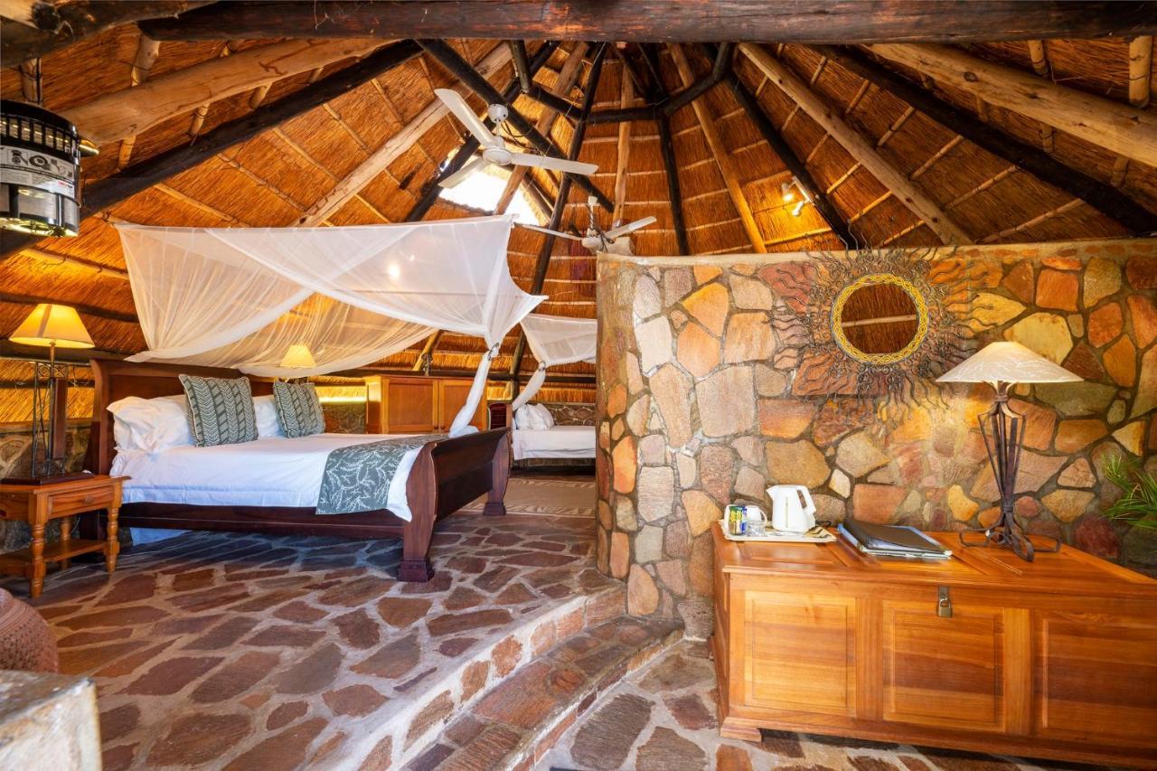 Hornbill Lodge Kariba エクステリア 写真