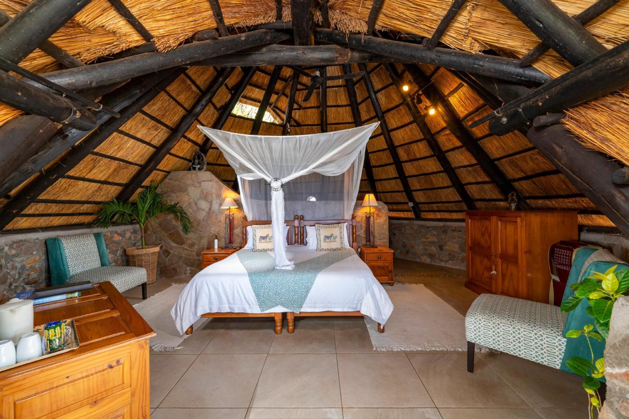 Hornbill Lodge Kariba エクステリア 写真