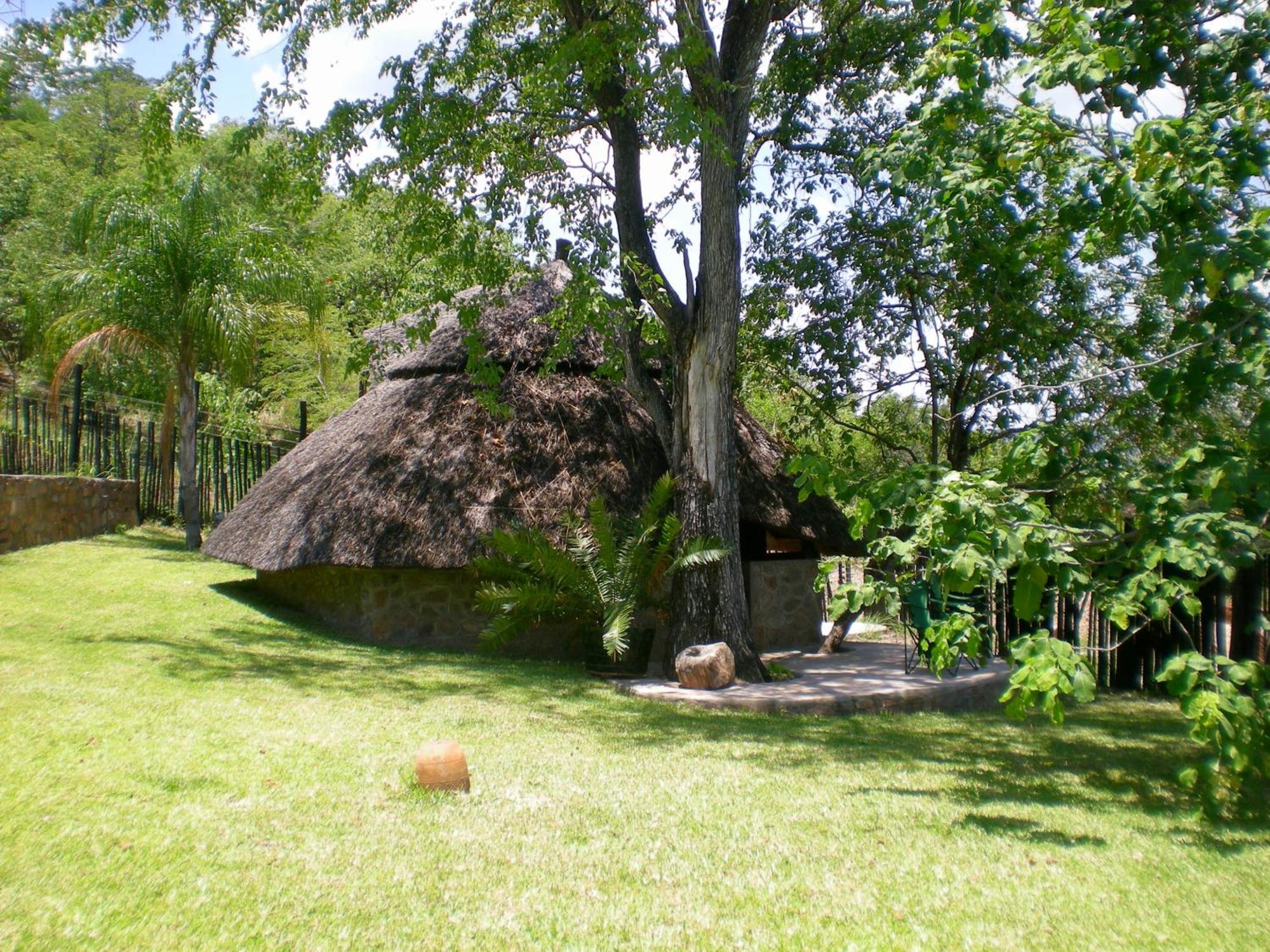 Hornbill Lodge Kariba エクステリア 写真