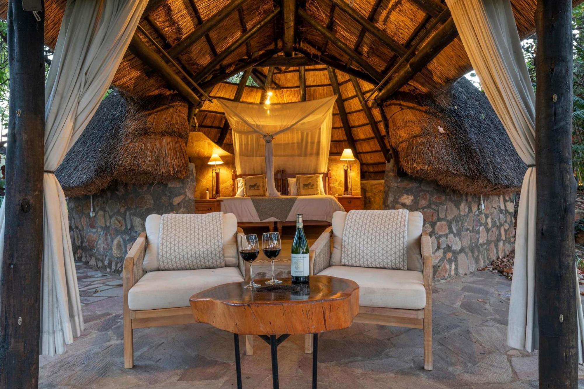 Hornbill Lodge Kariba エクステリア 写真