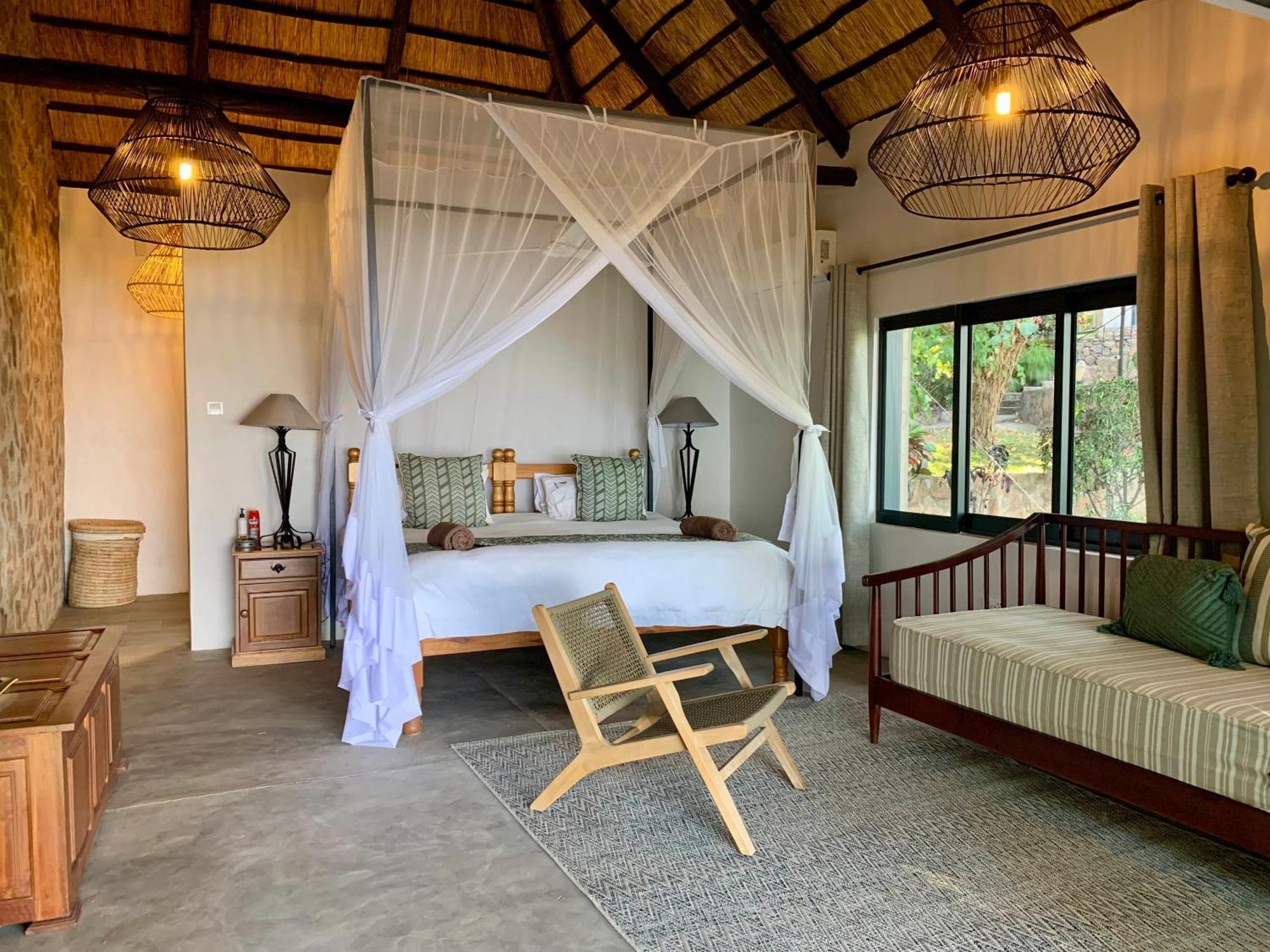 Hornbill Lodge Kariba エクステリア 写真